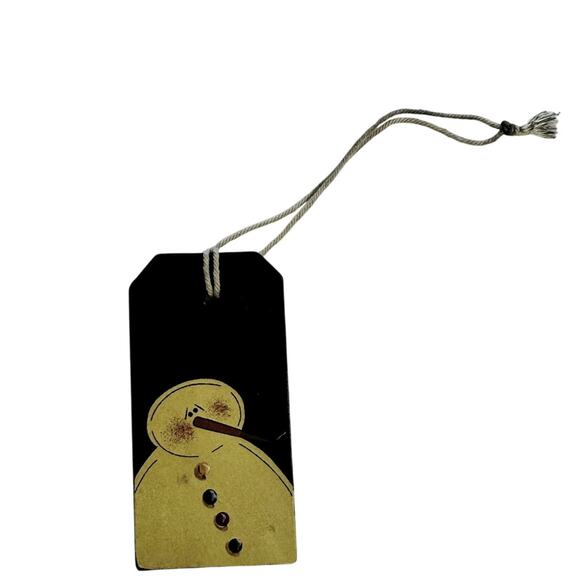 Primitive Farmhouse Christmas Wooden Snowman Gift Tag Tree Ornament - Picture 1 of 5